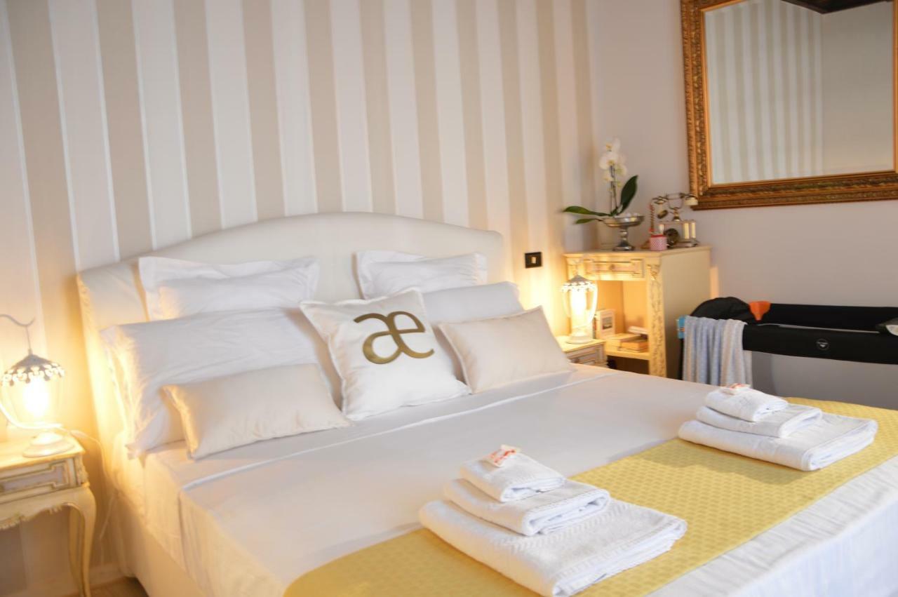 Historic Center - Elegant Apartment With Charming Antiques - Raffaello Inn روما المظهر الخارجي الصورة